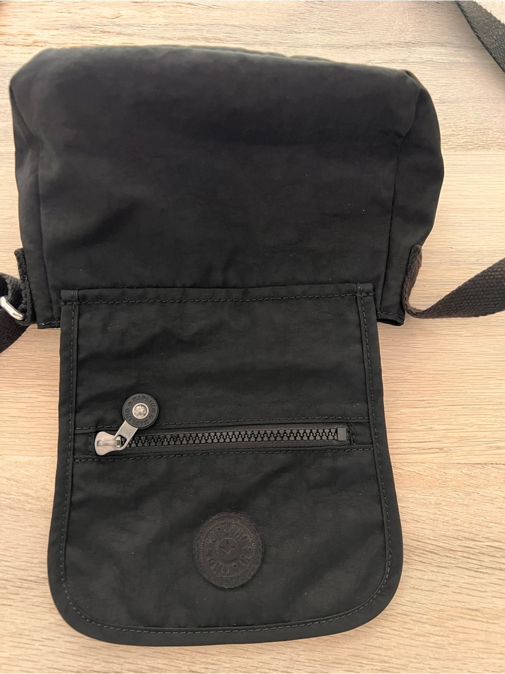 Kipling Sabian Mini Crossbody Bag Black Adjustable Nylon Zip Pockets Purse Walk